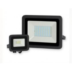 Proyectores LED con sensor crepuscular.